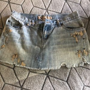 Distressed denim skirt